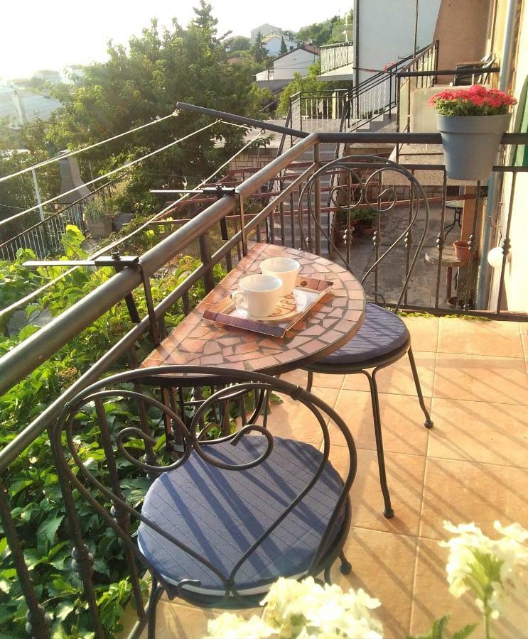Apartment Nina Сень Екстер'єр фото